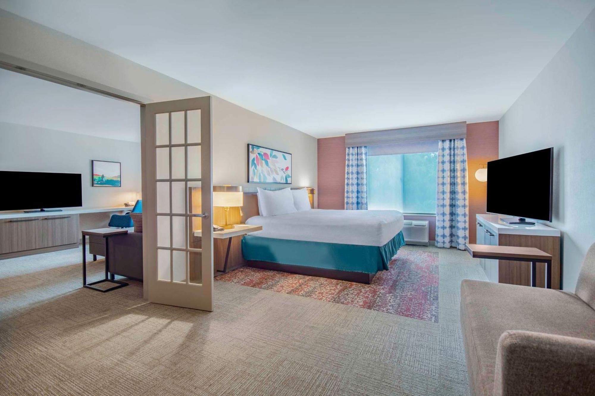 Hilton Garden Inn Danbury Exterior photo